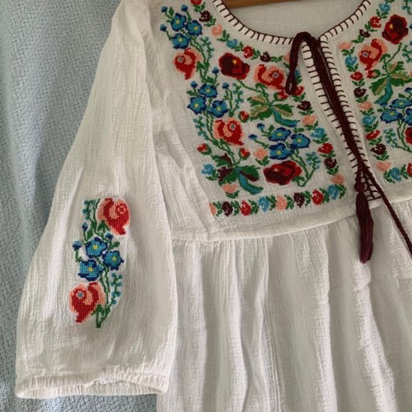 Floral Crochet Summer Dress - Picture 7 of 7